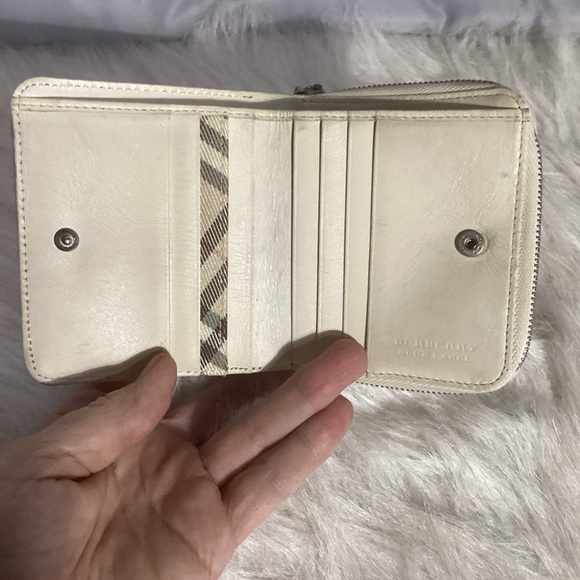 SOLD…..Burberry Blue Label Nova Check Bicolor Canvas/ Patton Leather Mini Wallet - Picture 8 of 15